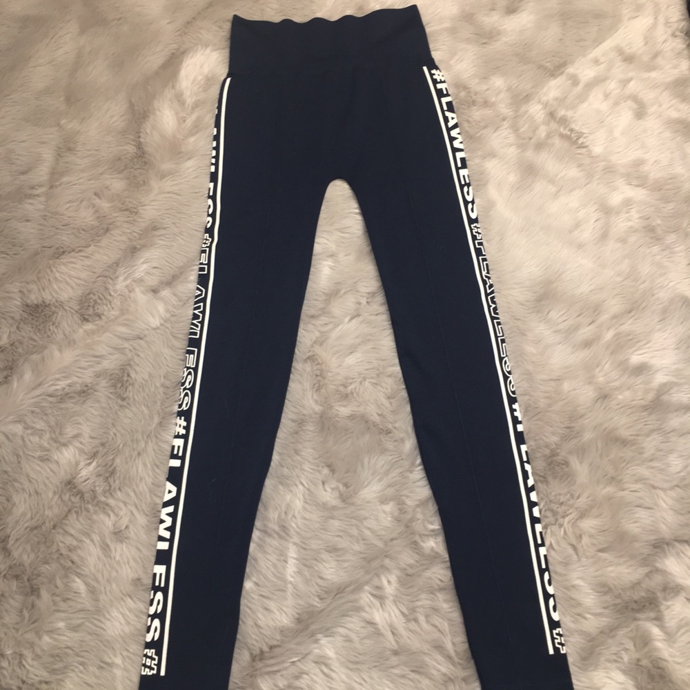 Flawless Leggings